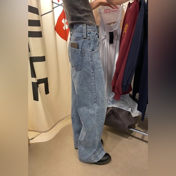 Brandy melville Connie denim jeans - Picture 3 of 5